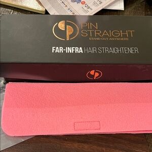 Pin Straight Hair Straightener with Pink Case